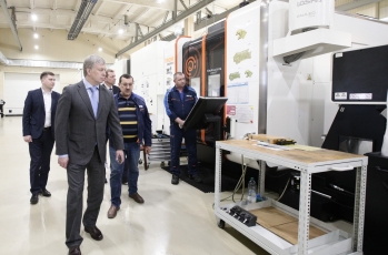 Губернатор Алексей Русских посетил ульяновскую инжиниринговую компанию «ХАЛТЕК»