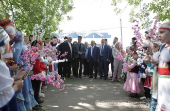 Сергей Морозов поздравил ульяновцев с национальным татарским праздником «Сабантуй»